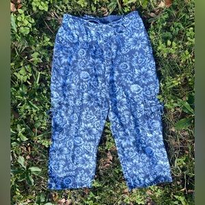 LIZ CLAIBORNE capri pants LIVVY fit cotton blue floral CARGO pockets